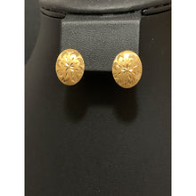 Load image into Gallery viewer, 18K Gold Earrings Stud Oval 1.96 grams - Rafant
