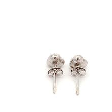 Load image into Gallery viewer, 18K White Gold Earrings Stud Heart Textured - Rafant