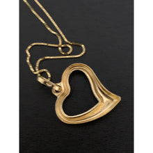 Load image into Gallery viewer, 18K Saudi Gold Necklace Box Chain Open Heart Pendant - Rafant