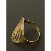 Load image into Gallery viewer, 18K Gold Ring 1.31 grams Size 5.5 - Rafant