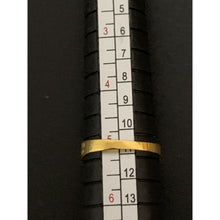 Load image into Gallery viewer, 18K Gold Ring Heart 0.77 grams Size 5 - Rafant