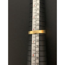 Load image into Gallery viewer, 18K Gold Ring 1.25 grams Size 6 - Rafant