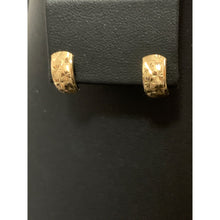 Load image into Gallery viewer, 18K Gold Earrings French Clips 1.74 grams Lightweight - Rafant