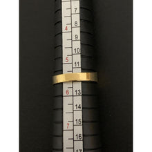 Load image into Gallery viewer, 18K Gold Ring 1.31 grams Size 5.5 - Rafant