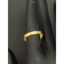 Load image into Gallery viewer, 18K Gold Ring 1.33 grams Size 7.5 - Rafant