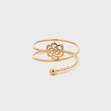 Load and play video in Gallery viewer, 18K Gold Ring Flower Spiral Size 8.5