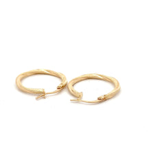 Load image into Gallery viewer, 18K Gold Earrings Hoops Textured Small 1.09 grams - Rafant