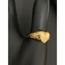 Load image into Gallery viewer, 18K Gold Ring Heart 1.31 grams Size 9 - Rafant
