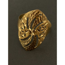 Load image into Gallery viewer, 18K Gold Ring 1.33 grams Size 6.5 - Rafant