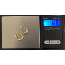 Load image into Gallery viewer, 18K Gold Earrings Hoops Loops 1.28 grams Small - Rafant