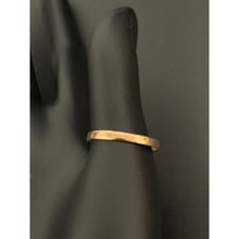 Load image into Gallery viewer, 18K Gold Ring Heart 0.55 grams Size 9.5 - Rafant