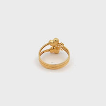Load and play video in Gallery viewer, 18K Yellow Gold Ring Heart 1.60 grams Size 7