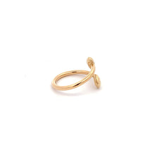 Load image into Gallery viewer, 18K Yellow Gold Ring Heart 0.88 grams Size 6 - Rafant