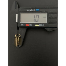 Load image into Gallery viewer, 18K Gold Pendant Square Woman Lady 2.65 grams with Defects  Back Has Scratches - Rafant