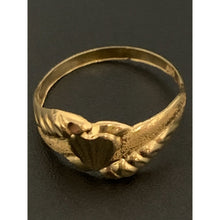 Load image into Gallery viewer, 18K Gold Ring Heart 1.53 grams Size 8 - Rafant