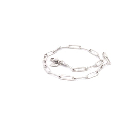 Load image into Gallery viewer, 18K White Gold Bracelet Paperclip 1.83 grams Size 7.5 inches - Rafant