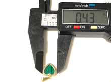 Load image into Gallery viewer, New Real 18K Saudi Gold Heart Pendant with Green Malachite - Rafant