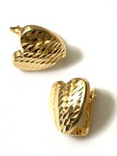 Load image into Gallery viewer, New 18K Saudi Gold Clip Heart Earrings - Rafant