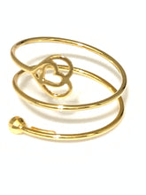 Load image into Gallery viewer, New Authentic Stamped 18K Saudi Gold Spiral Heart Ring Size 7 - Rafant