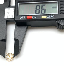 Load image into Gallery viewer, 18K Gold Stud Flower Stud Earrings Small - Rafant