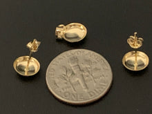 Load image into Gallery viewer, New Real 18k Saudi Gold Round Earrings and Pendant Set Small Dainty Delicate Very Lightweight - Rafant