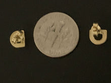 Load image into Gallery viewer, New Real 18K Saudi Gold Small Stud D Earrings - Rafant