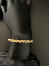 Load image into Gallery viewer, New Real 18K Saudi Gold Rope Chain Bracelet Size 7" - Rafant