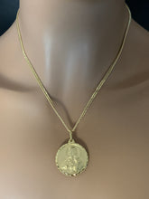 Load image into Gallery viewer, New Real 18K Saudi Gold Necklace Curb 18" Chain Jesus Christ Round Pendant - Rafant