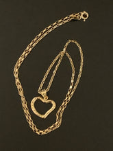 Load image into Gallery viewer, 18K Saudi Gold Necklace 18" Cable Chain Open Heart Pendant - Rafant