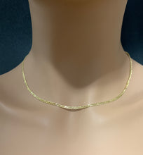 Load image into Gallery viewer, New Real 18K Saudi Gold Curb Chain 18" - Rafant