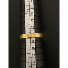 Load image into Gallery viewer, 18K Gold Ring 1.32 grams Size 6.5 - Rafant