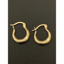 Load image into Gallery viewer, 18K Gold Earrings Hoops Loops Small 1.24 grams - Rafant