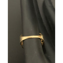 Load image into Gallery viewer, 18K Gold Ring Tricolor White Yellow Rose Gold 2.15 grams Size 7 - Rafant