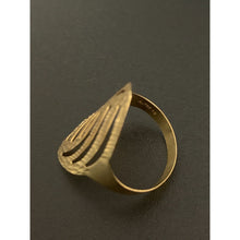 Load image into Gallery viewer, 18K Gold Ring 1.25 grams Size 6 - Rafant