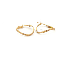 Load image into Gallery viewer, 18K Gold Earrings Hoops Irregular 1.04 grams Small - Rafant