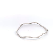 Load image into Gallery viewer, 18K White Gold Bracelet Wave 1.59 grams Oval - Rafant