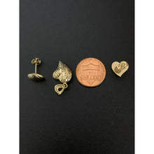Load image into Gallery viewer, 18K Saudi Gold Stud Heart Earrings Puffed Heart Pendant Set - Rafant