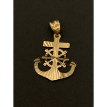 Load image into Gallery viewer, 18K Gold Pendant Anchor Wheel 1.10 grams - Rafant
