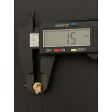 Load image into Gallery viewer, 18K Gold Earrings Stud Knot 2.22 grams - Rafant