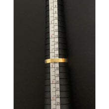 Load image into Gallery viewer, 18K Gold Ring Size 7.5 Lightweight 1.05 grams - Rafant