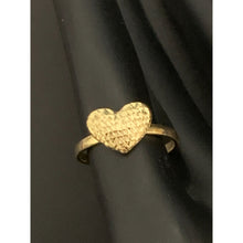Load image into Gallery viewer, 18K Gold Ring Heart 1.27 grams Size 7 - Rafant
