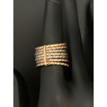 Load image into Gallery viewer, 18K Gold Ring Seven Days Tricolor White Yellow Rose 2.23 grams Size 5.5 - Rafant