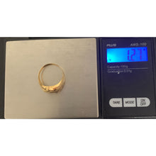 Load image into Gallery viewer, 18K Gold Ring Heart 1.27 grams Size 8.75 - Rafant