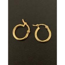 Load image into Gallery viewer, 18K Gold Earrings Hoops Loops Small 0.91 grams - Rafant