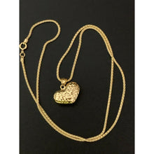 Load image into Gallery viewer, 18K Saudi Gold Necklace 17.50" Chain with Puffed Heart Pendant 3.20 grams - Rafant