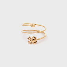 Load and play video in Gallery viewer, 18K Gold Ring Flower Spiral Size 8
