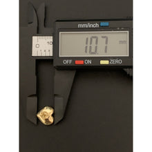 Load image into Gallery viewer, 18K Gold Earrings Stud Puffed Heart 2.66 grams - Rafant