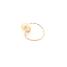 Load image into Gallery viewer, 18K Yellow Gold Ring 1.40 grams Size 6 - Rafant