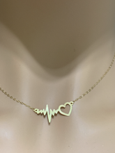 Load image into Gallery viewer, New Authentic 18K Saudi Gold 17.25" Necklace with Heart Beat Pendant - Rafant
