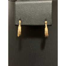 Load image into Gallery viewer, 18K Gold Earrings Hoops Loops Small 1.24 grams - Rafant